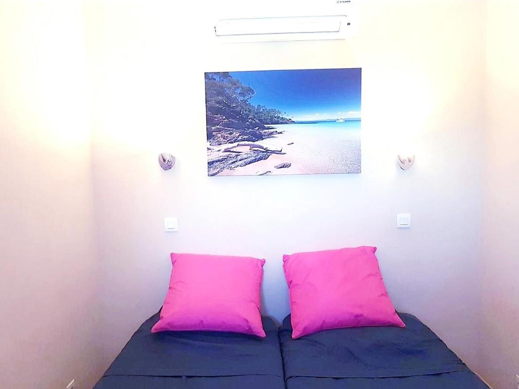 Les Ecrins De La Badine - Hameaux Apartamento Hyères Exterior foto