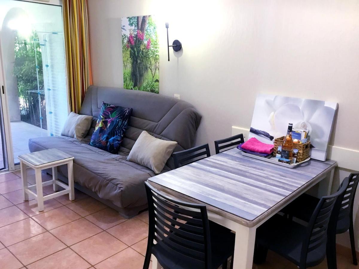 Les Ecrins De La Badine - Hameaux Apartamento Hyères Exterior foto