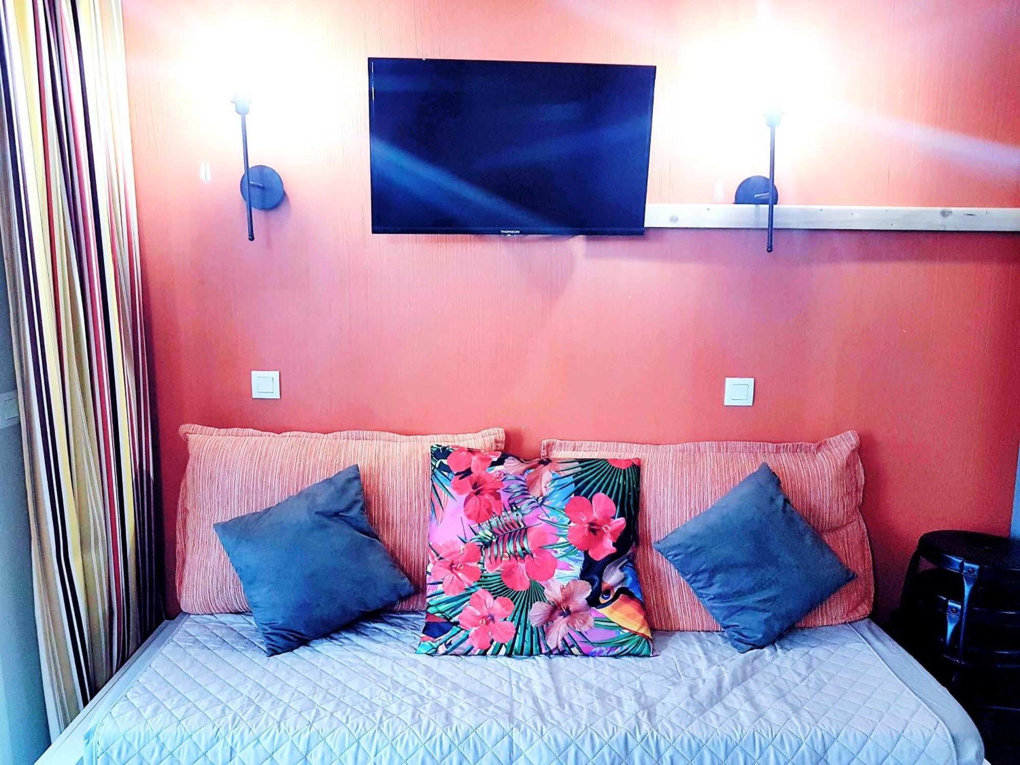 Les Ecrins De La Badine - Hameaux Apartamento Hyères Quarto foto