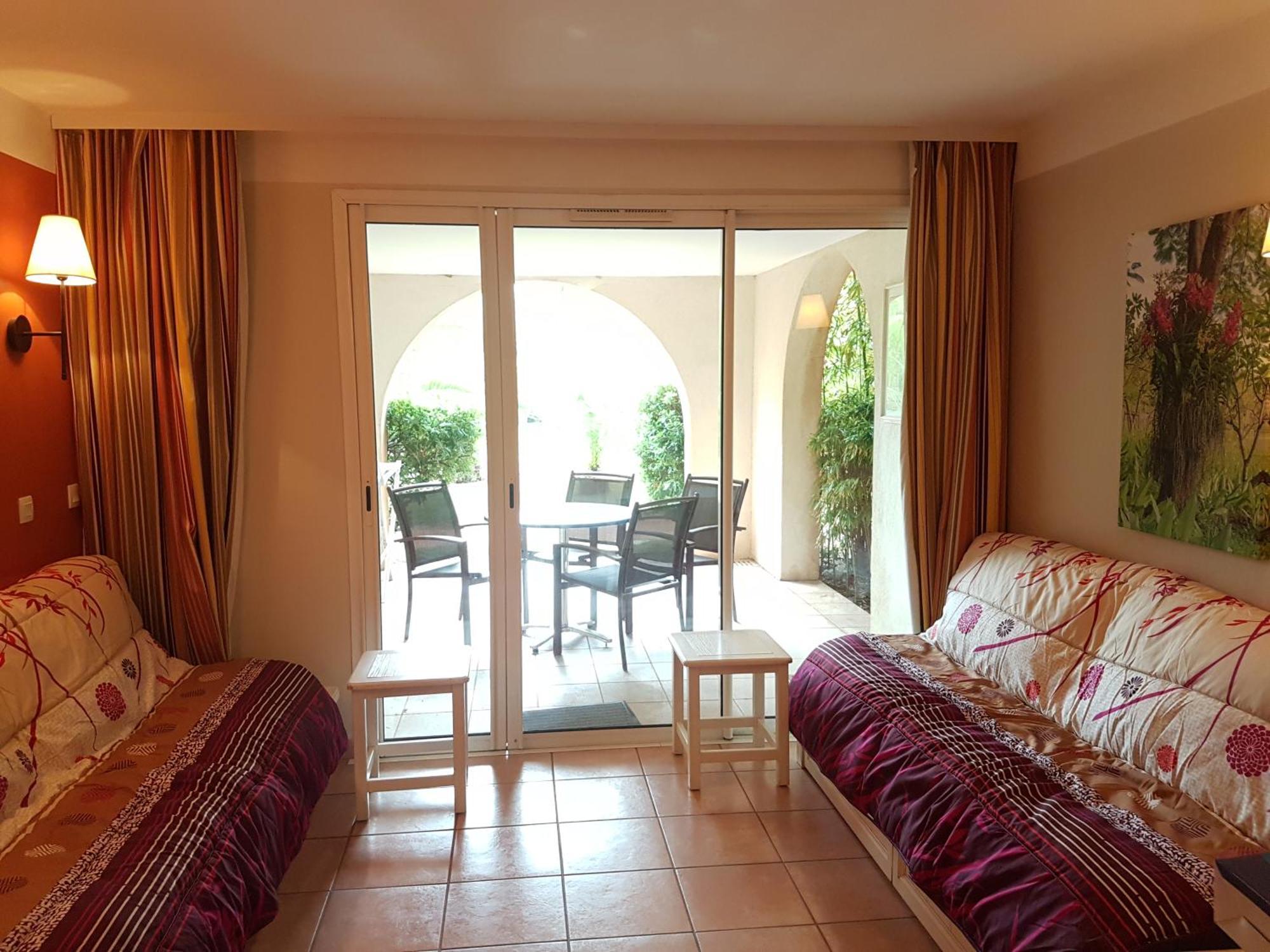 Les Ecrins De La Badine - Hameaux Apartamento Hyères Exterior foto